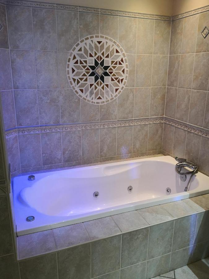 Chambre Meublee Avec Vue Panoramique A Perigueux Sanilhac  Buitenkant foto