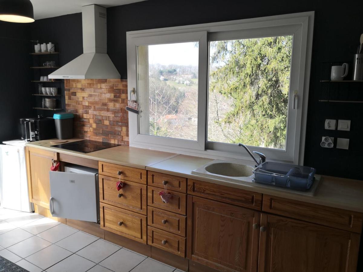 Chambre Meublee Avec Vue Panoramique A Perigueux Sanilhac  Buitenkant foto