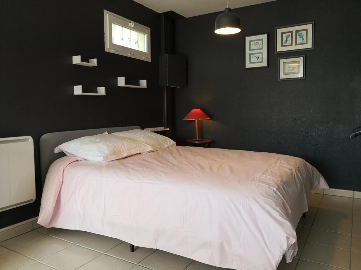 Chambre Meublee Avec Vue Panoramique A Perigueux Sanilhac  Buitenkant foto
